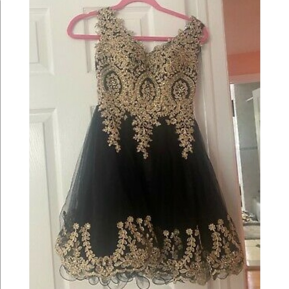 Black and gold formal homecoming dress size xs 0 - Picture 1 of 2